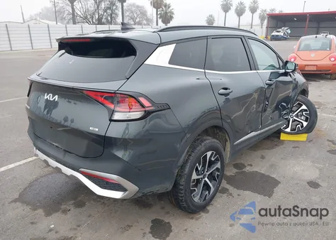 2024 Kia Sportage Hybrid Ex z USA, uszkodzony, nr VIN KNDPVCDG5R7145158